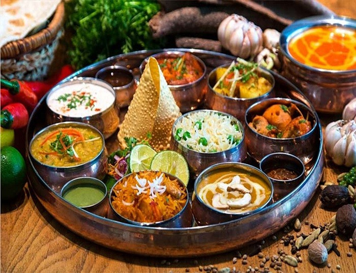 Đồ ăn ở Ấn Độ siêu rẻ chủ yếu là các loại ngũ cốc và thịt gà