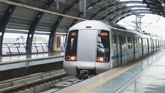 Tàu điện ngầm tuyến Metro Delhi là sự lựa chọn an toàn cho bạn khi di chuyển nội thành tại Mumbai, Delhi,...